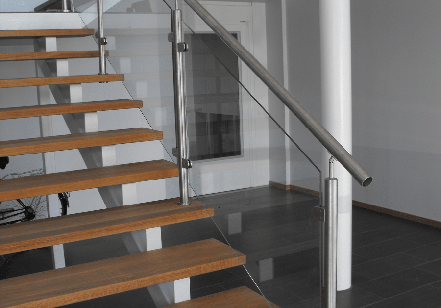 Glass Balustrade Fitters Near Me: Your Aussie Guide